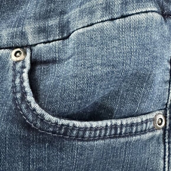 LISETTE L Montreal Betty Pearl Beaded PULL ON Cropped Skinny Jeans 30" Waist - Picture 7 of 9